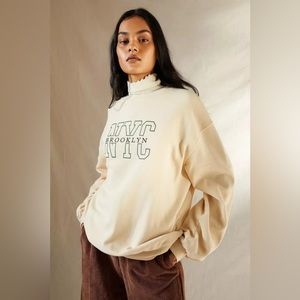 URBAN OUTFITTERS BROOKLYN NYC CREWNECK